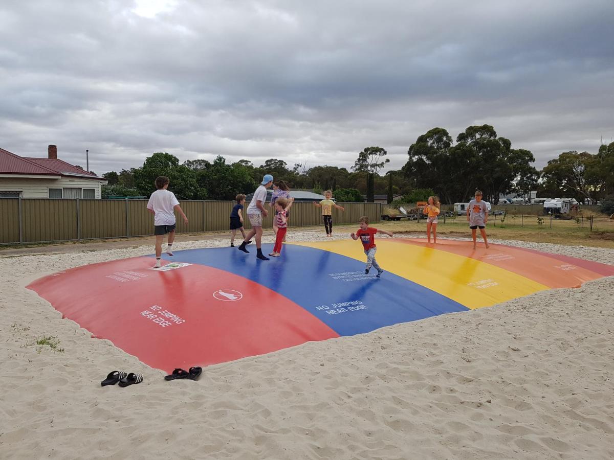 Golden Country Motel And Caravan Park Maryborough Exterior foto